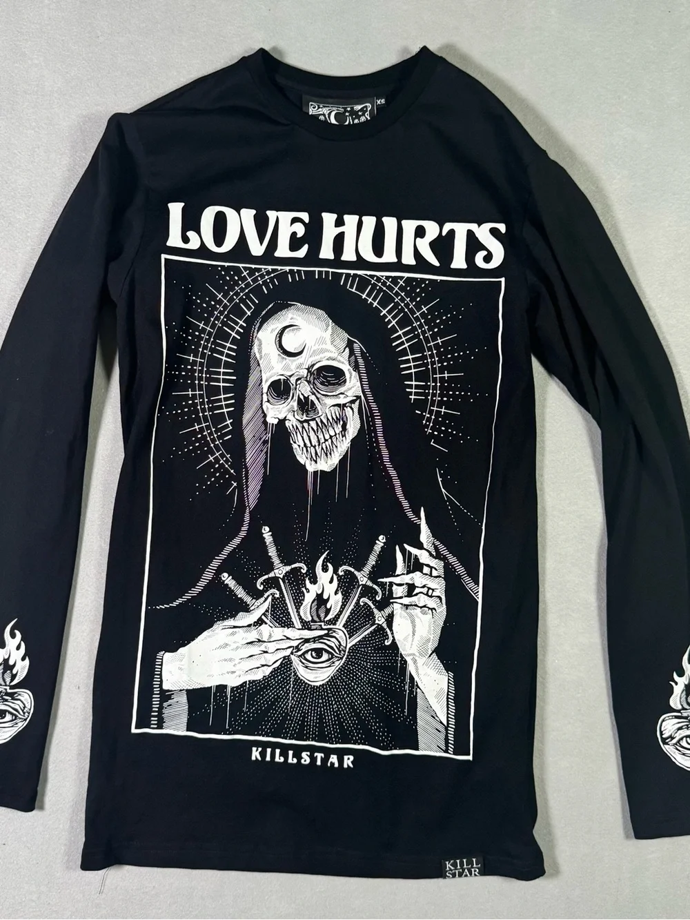 Killstar Black 'Love Hurts' Gothic Skull Long Sleeve Tee - Picture 1 of 13